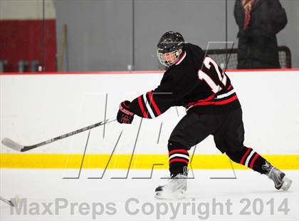 Thumbnail 2 in Rye vs. Pelham Memorial (Section 1 Division 2 Final) photogallery.