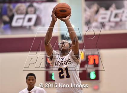Thumbnail 2 in Salesianum vs. Martin Luther King (Kobe Bryant Classic) photogallery.