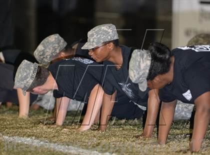 Thumbnail 2 in Lugoff-Elgin @ Camden (MaxPreps Rivalry Series) photogallery.