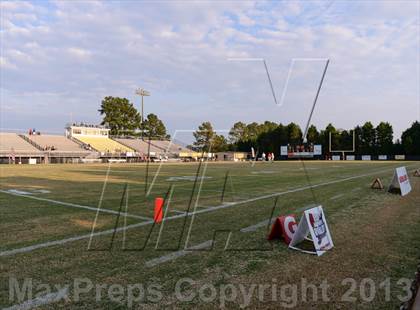 Thumbnail 1 in Lugoff-Elgin @ Camden (MaxPreps Rivalry Series) photogallery.