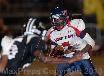 Thumbnail 2 in Lugoff-Elgin @ Camden (MaxPreps Rivalry Series) photogallery.