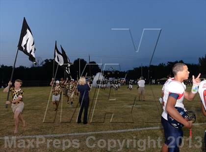 Thumbnail 2 in Lugoff-Elgin @ Camden (MaxPreps Rivalry Series) photogallery.