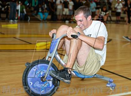 Thumbnail 3 in Lugoff-Elgin @ Camden (MaxPreps Rivalry Series) photogallery.