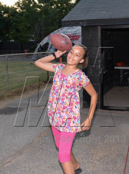 Thumbnail 3 in Lugoff-Elgin @ Camden (MaxPreps Rivalry Series) photogallery.