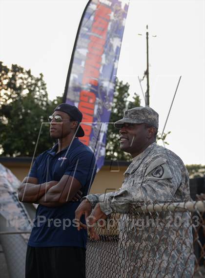 Thumbnail 3 in Lugoff-Elgin @ Camden (MaxPreps Rivalry Series) photogallery.