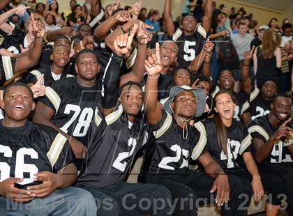 Thumbnail 1 in Lugoff-Elgin @ Camden (MaxPreps Rivalry Series) photogallery.