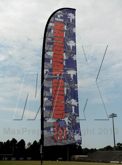 Thumbnail 2 in Lugoff-Elgin @ Camden (MaxPreps Rivalry Series) photogallery.