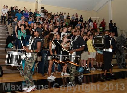 Thumbnail 1 in Lugoff-Elgin @ Camden (MaxPreps Rivalry Series) photogallery.