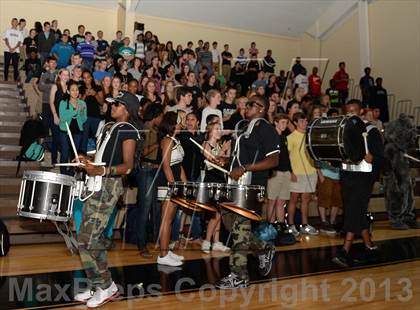 Thumbnail 1 in Lugoff-Elgin @ Camden (MaxPreps Rivalry Series) photogallery.