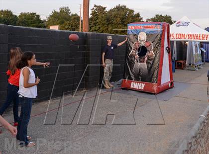 Thumbnail 1 in Lugoff-Elgin @ Camden (MaxPreps Rivalry Series) photogallery.