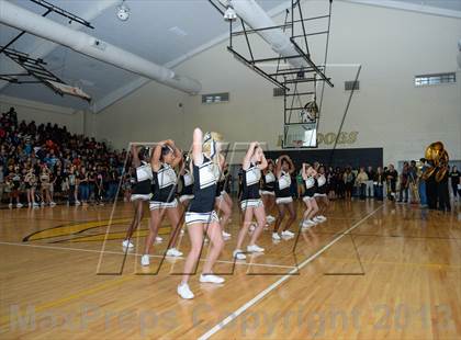 Thumbnail 3 in Lugoff-Elgin @ Camden (MaxPreps Rivalry Series) photogallery.