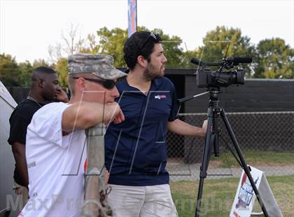 Thumbnail 2 in Lugoff-Elgin @ Camden (MaxPreps Rivalry Series) photogallery.