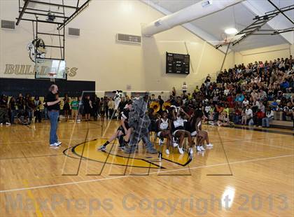 Thumbnail 1 in Lugoff-Elgin @ Camden (MaxPreps Rivalry Series) photogallery.