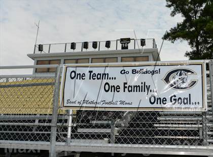 Thumbnail 2 in Lugoff-Elgin @ Camden (MaxPreps Rivalry Series) photogallery.