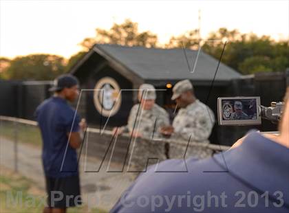 Thumbnail 2 in Lugoff-Elgin @ Camden (MaxPreps Rivalry Series) photogallery.