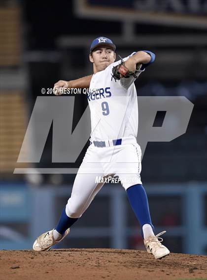 Thumbnail 2 in Corona vs El Toro (CIF-SS D1 Final) photogallery.