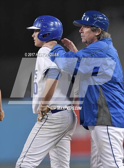 Thumbnail 2 in Corona vs El Toro (CIF-SS D1 Final) photogallery.