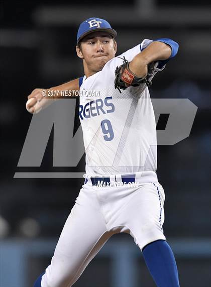 Thumbnail 3 in Corona vs El Toro (CIF-SS D1 Final) photogallery.