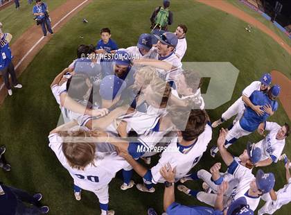 Thumbnail 2 in Corona vs El Toro (CIF-SS D1 Final) photogallery.