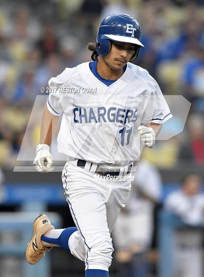Thumbnail 2 in Corona vs El Toro (CIF-SS D1 Final) photogallery.