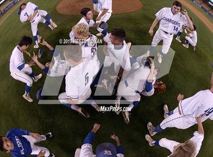 Thumbnail 1 in Corona vs El Toro (CIF-SS D1 Final) photogallery.