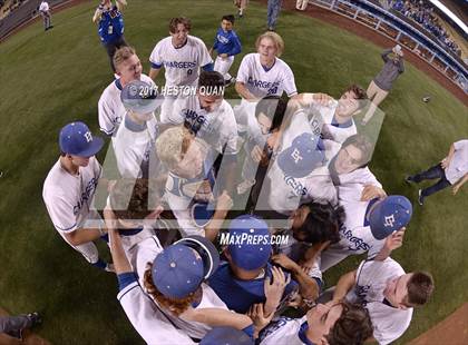 Thumbnail 2 in Corona vs El Toro (CIF-SS D1 Final) photogallery.