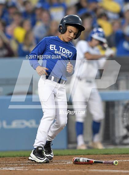 Thumbnail 1 in Corona vs El Toro (CIF-SS D1 Final) photogallery.