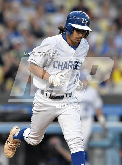 Thumbnail 3 in Corona vs El Toro (CIF-SS D1 Final) photogallery.