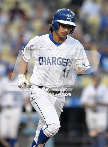 Thumbnail 1 in Corona vs El Toro (CIF-SS D1 Final) photogallery.