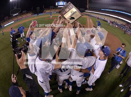 Thumbnail 2 in Corona vs El Toro (CIF-SS D1 Final) photogallery.