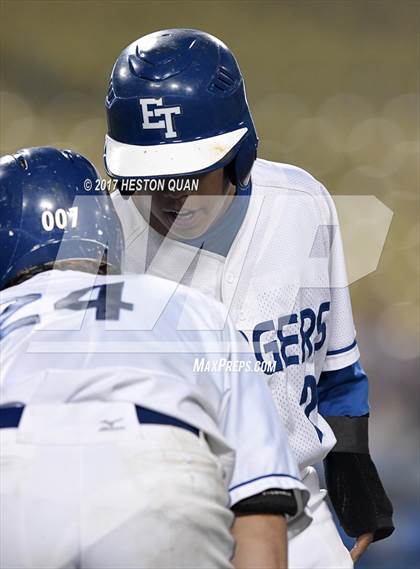 Thumbnail 2 in Corona vs El Toro (CIF-SS D1 Final) photogallery.