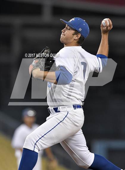 Thumbnail 1 in Corona vs El Toro (CIF-SS D1 Final) photogallery.