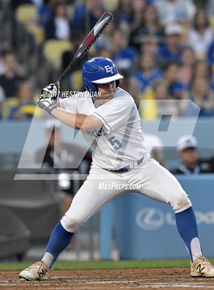Thumbnail 1 in Corona vs El Toro (CIF-SS D1 Final) photogallery.
