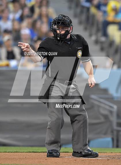 Thumbnail 1 in Corona vs El Toro (CIF-SS D1 Final) photogallery.