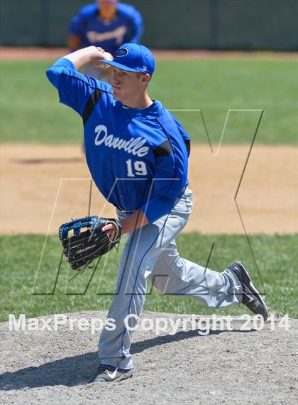 Thumbnail 2 in Conner vs. Danville photogallery.