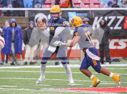 Thumbnail 3 in Mountain Crest vs. Orem (UHSAA 4A Final) photogallery.