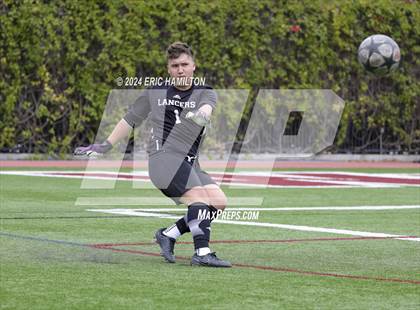 Thumbnail 3 in De La Salle vs Orange Lutheran (SoCal College Showcase) photogallery.