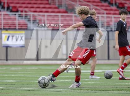 Thumbnail 2 in De La Salle vs Orange Lutheran (SoCal College Showcase) photogallery.