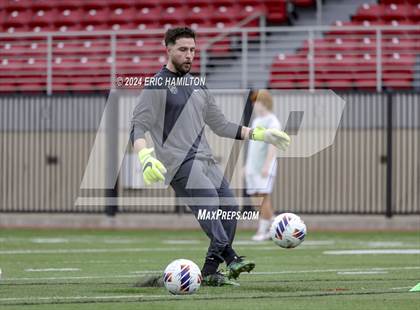 Thumbnail 3 in De La Salle vs Orange Lutheran (SoCal College Showcase) photogallery.