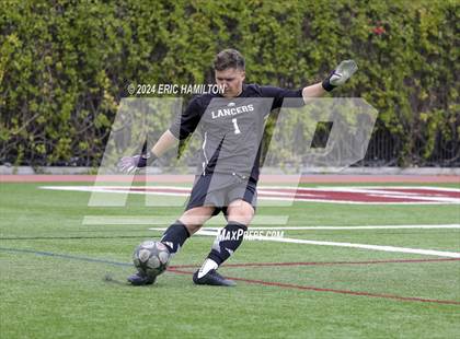 Thumbnail 2 in De La Salle vs Orange Lutheran (SoCal College Showcase) photogallery.