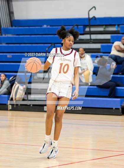 Thumbnail 3 in Folsom vs Bishop McNamara (Nike Tournament of Champions) photogallery.