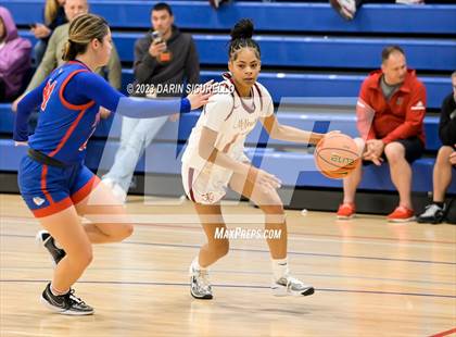Thumbnail 2 in Folsom vs Bishop McNamara (Nike Tournament of Champions) photogallery.