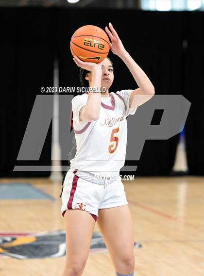 Thumbnail 2 in Folsom vs Bishop McNamara (Nike Tournament of Champions) photogallery.