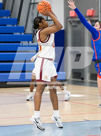 Thumbnail 2 in Folsom vs Bishop McNamara (Nike Tournament of Champions) photogallery.