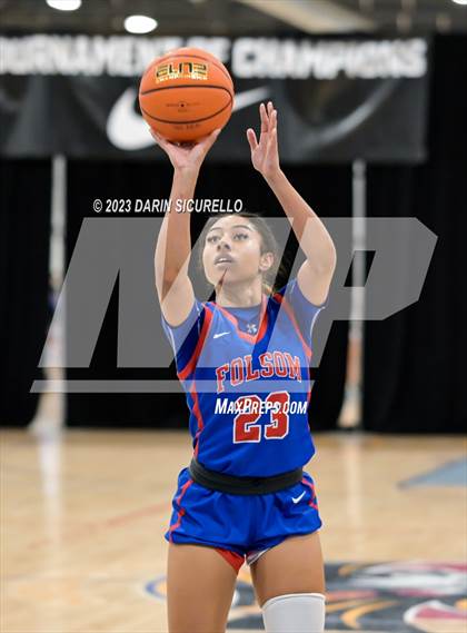 Thumbnail 2 in Folsom vs Bishop McNamara (Nike Tournament of Champions) photogallery.