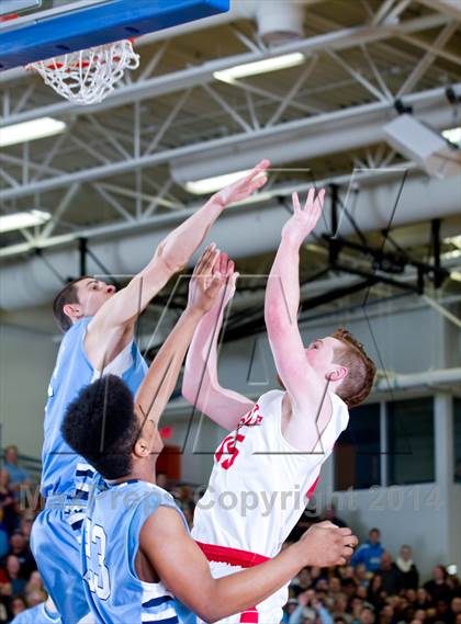Thumbnail 3 in Saugerties vs. Red Hook (Section 9 Class A Final) photogallery.