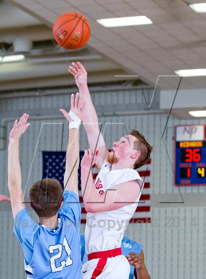 Thumbnail 2 in Saugerties vs. Red Hook (Section 9 Class A Final) photogallery.
