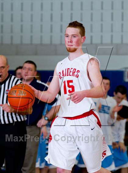 Thumbnail 1 in Saugerties vs. Red Hook (Section 9 Class A Final) photogallery.