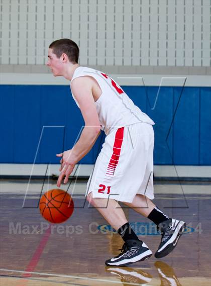 Thumbnail 2 in Saugerties vs. Red Hook (Section 9 Class A Final) photogallery.