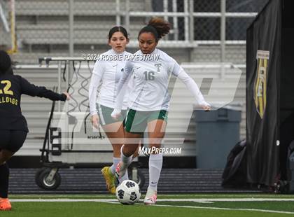 Thumbnail 2 in Royse City vs. Trimble Tech (Forney LRS Invitational) photogallery.